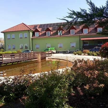 Hotell Land-plan 3*